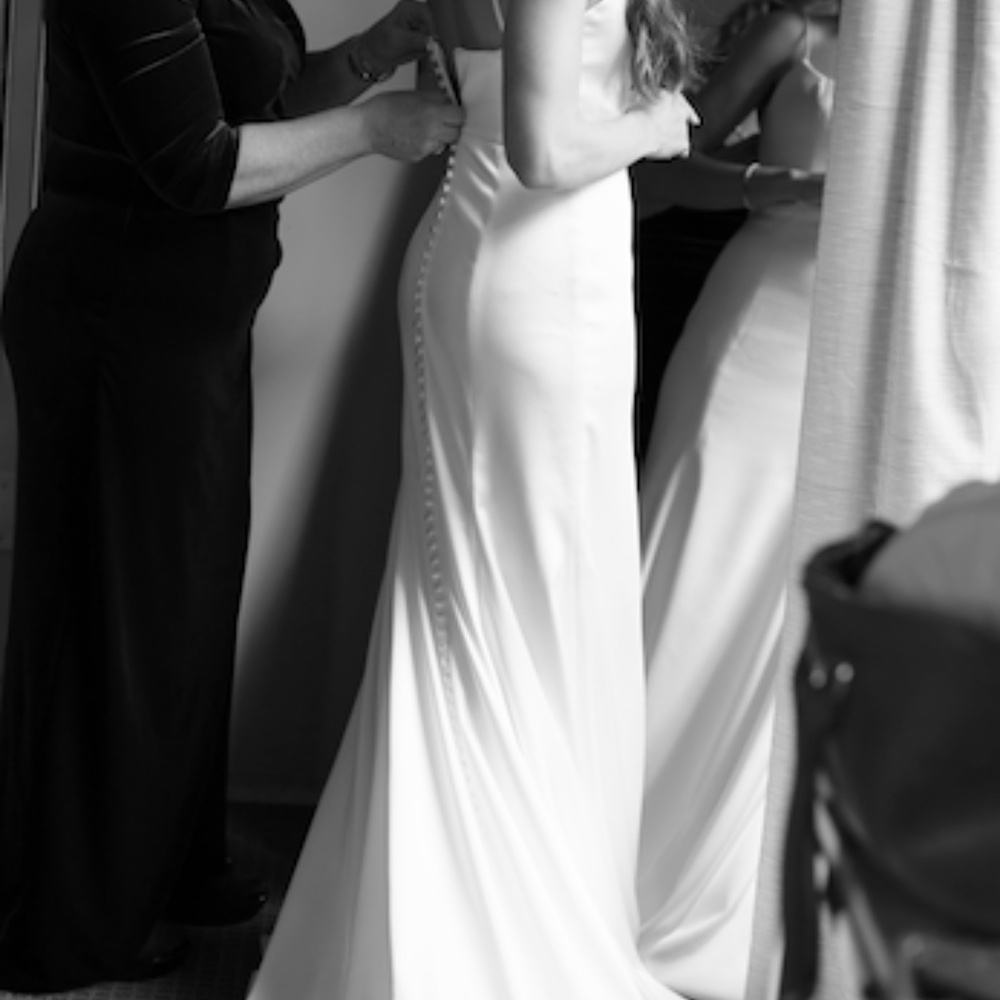 Jenny by Jenny Yoo Ronnie Fitted Stretch Satin Wedding Gown - Picture 4 of 6
